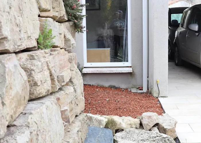 Indépendant Parking Appartement *