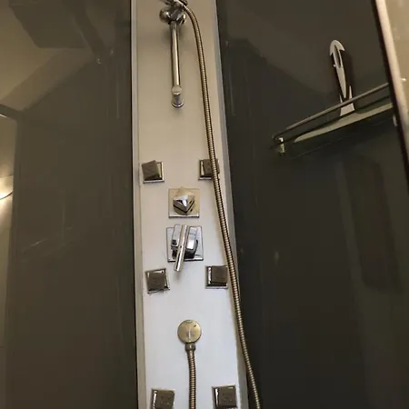 Independant Universite Parking