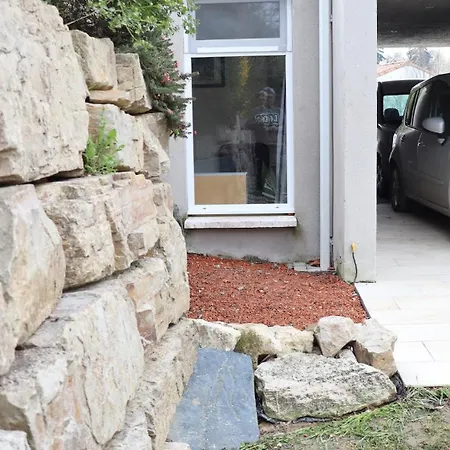 Independant Universite Parking Apartment *